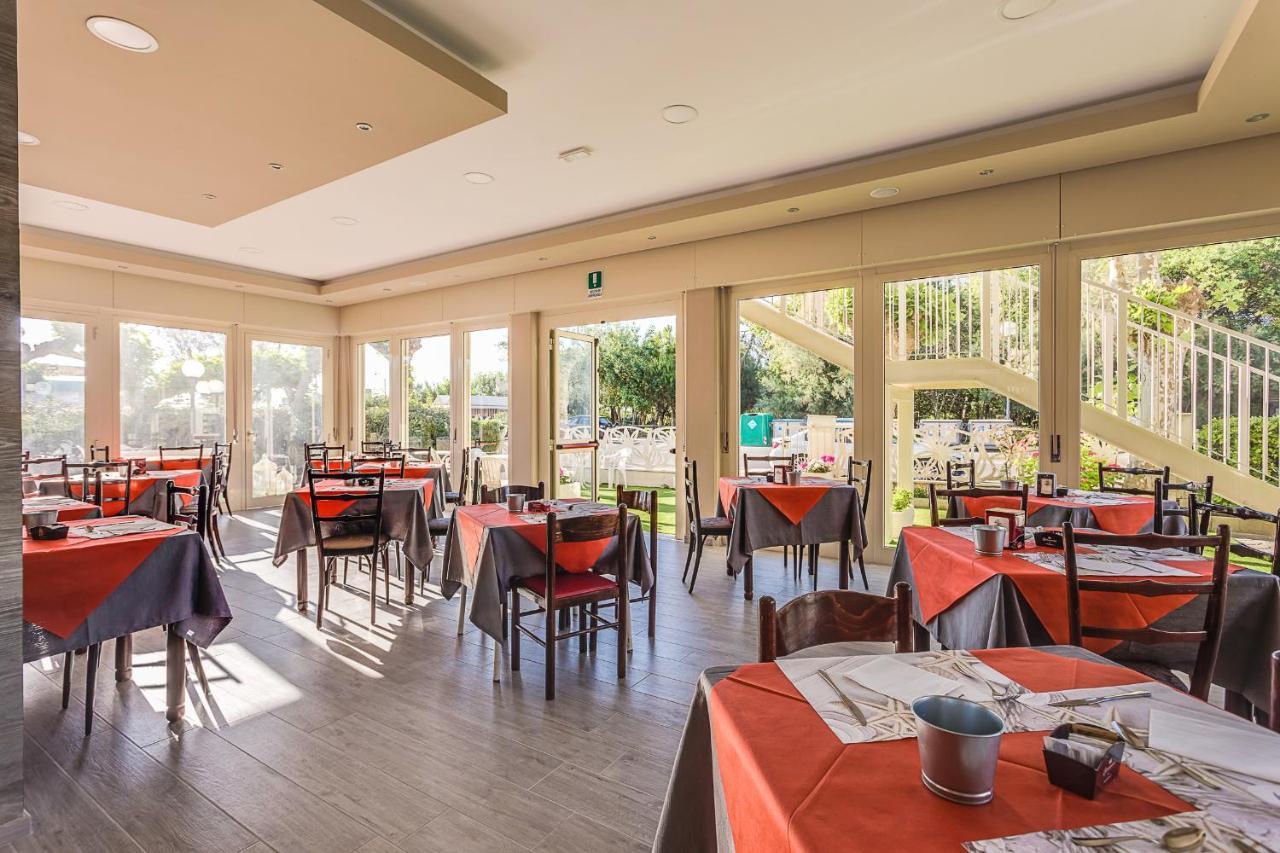 Hotel Buenos Aires Cervia Eksteriør bilde