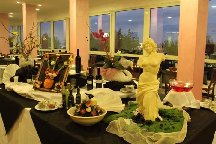 Hotel Buenos Aires Cervia Eksteriør bilde