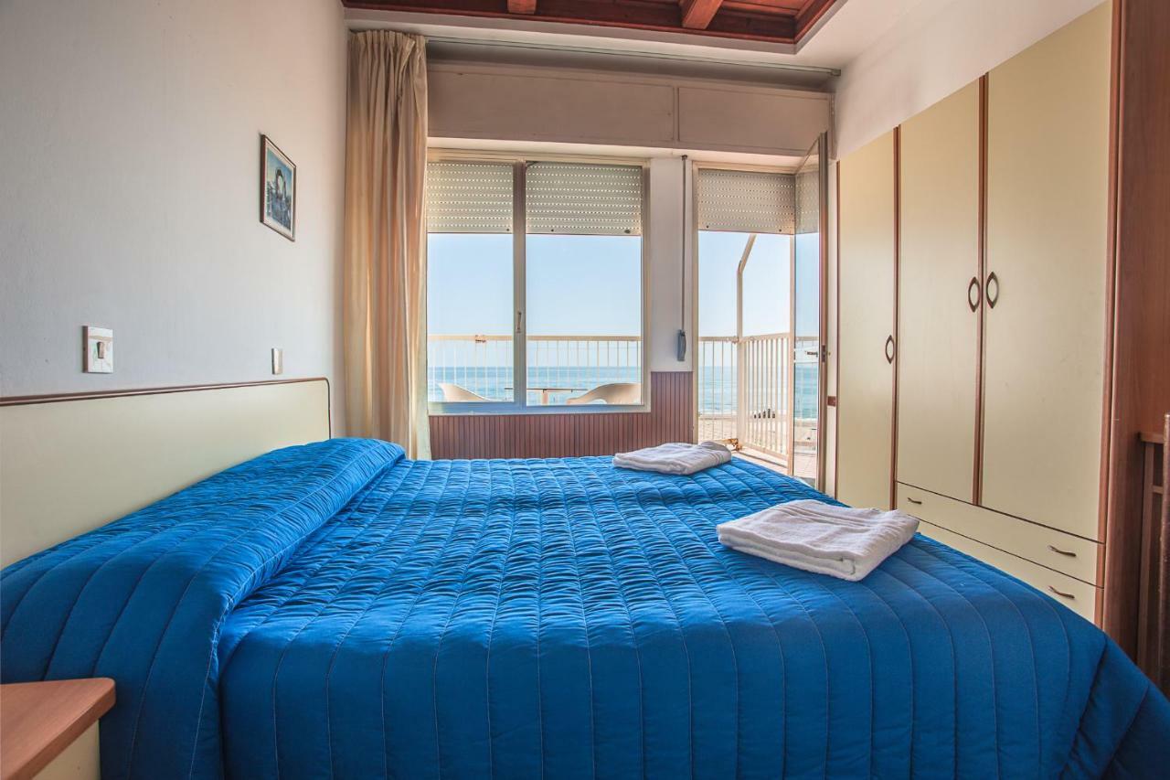 Hotel Buenos Aires Cervia Eksteriør bilde